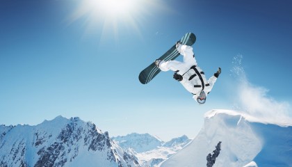 开云娱乐官网-欧冠门将的“铁壁”防线，记录统计盘点，欧冠门神